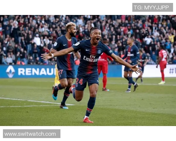 2月3日法甲焦点战里昂对阵巴黎大名单全解析与赛前展望